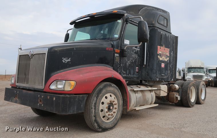 image for item DK3676 2007 International 9200i Eagle  semi truck