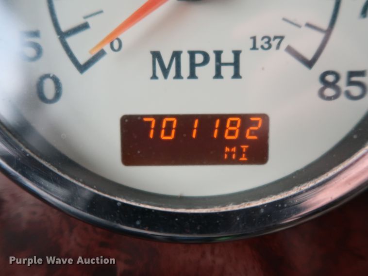 image for item DK3676 2007 International 9200i Eagle  semi truck