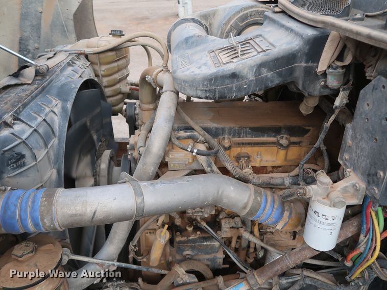 image for item DK3676 2007 International 9200i Eagle  semi truck