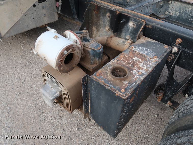 image for item DK3676 2007 International 9200i Eagle  semi truck