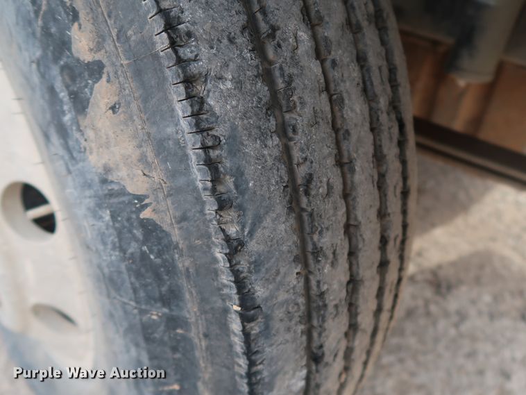 image for item DK3676 2007 International 9200i Eagle  semi truck