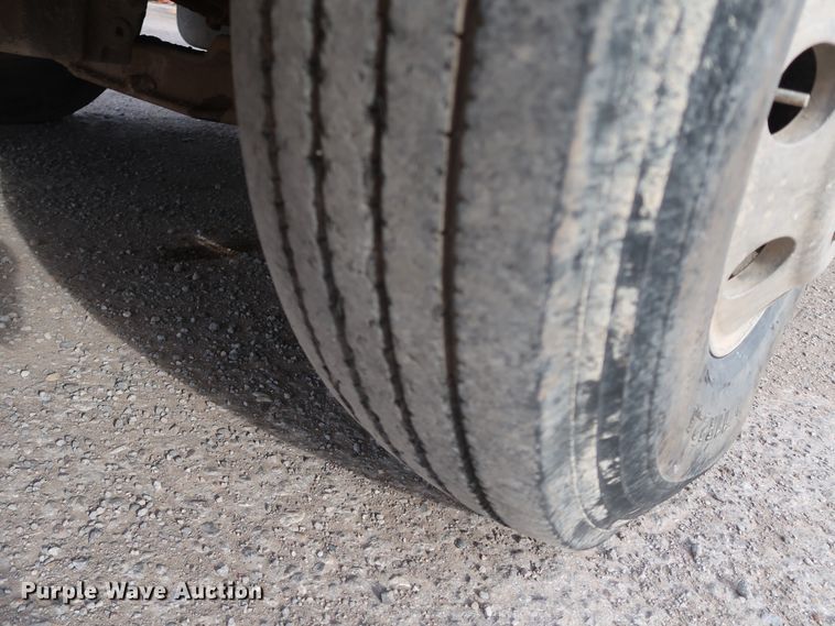 image for item DK3676 2007 International 9200i Eagle  semi truck