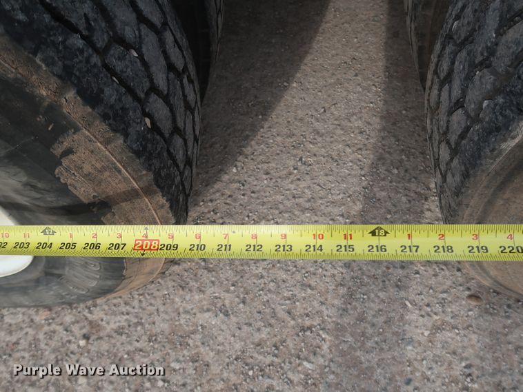 image for item DK3676 2007 International 9200i Eagle  semi truck