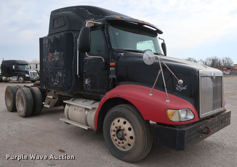 image for item DK3677 2007 International 9200i Eagle  semi truck