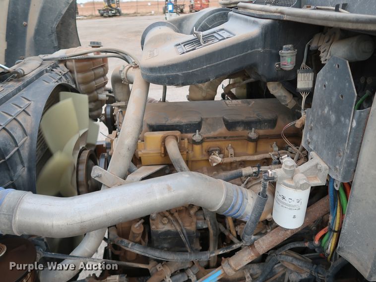 image for item DK3677 2007 International 9200i Eagle  semi truck