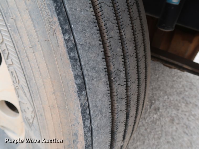 image for item DK3677 2007 International 9200i Eagle  semi truck