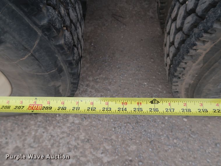 image for item DK3677 2007 International 9200i Eagle  semi truck