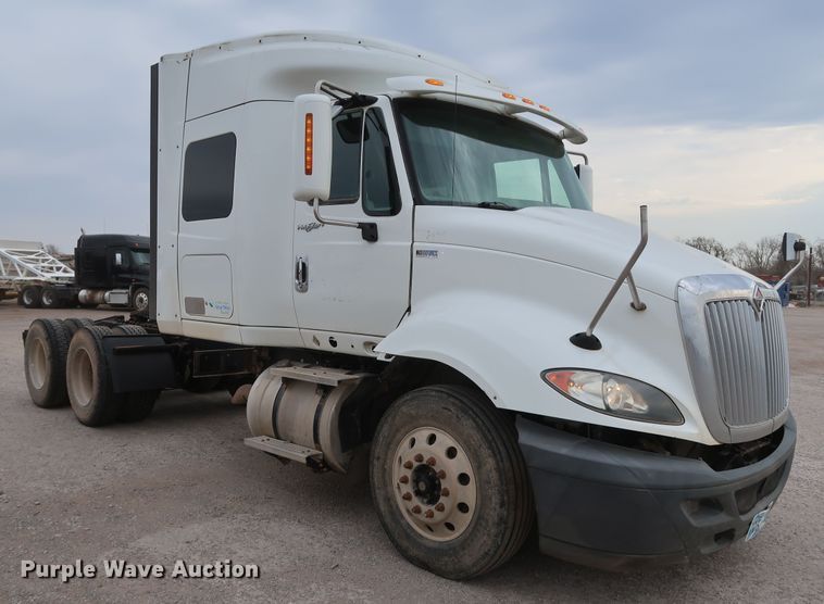 image for item DK3678 2012 International ProStar Plus 122  semi truck