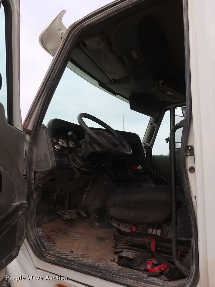 image for item DK3678 2012 International ProStar Plus 122  semi truck