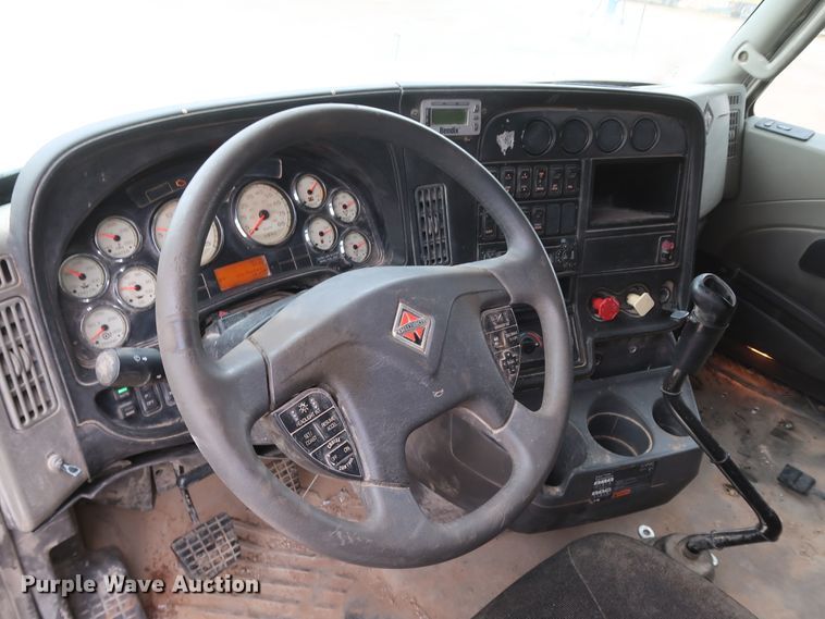 image for item DK3678 2012 International ProStar Plus 122  semi truck