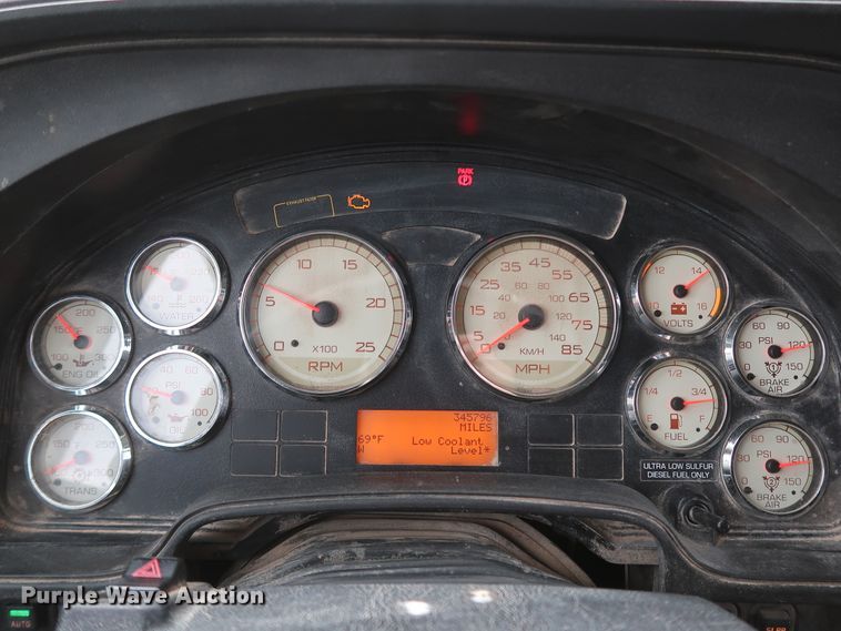 image for item DK3678 2012 International ProStar Plus 122  semi truck