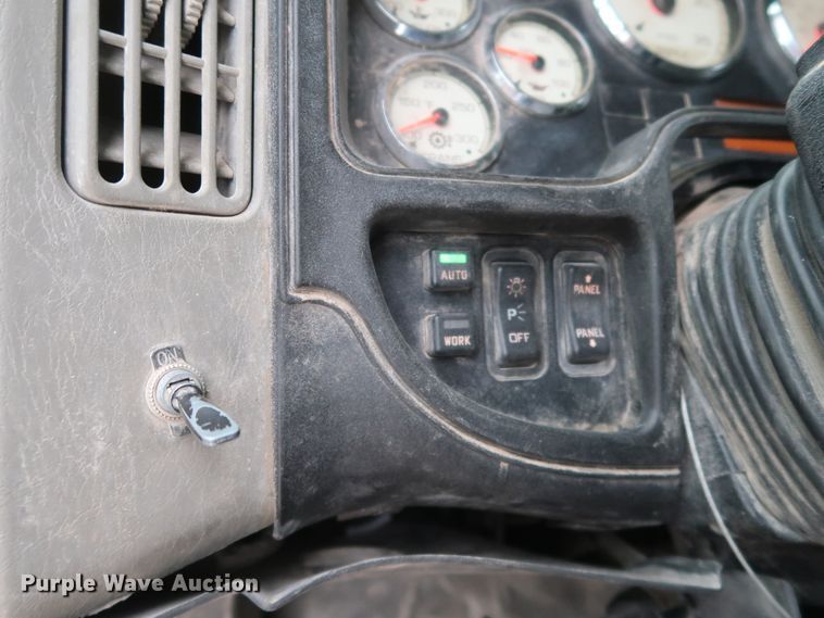 image for item DK3678 2012 International ProStar Plus 122  semi truck