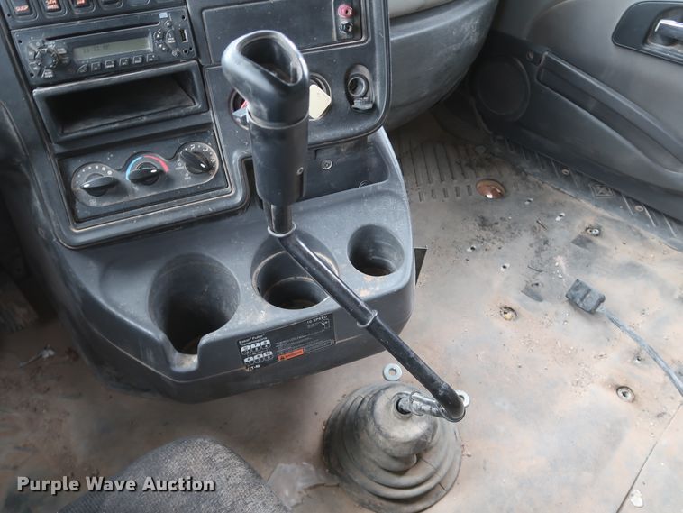 image for item DK3678 2012 International ProStar Plus 122  semi truck