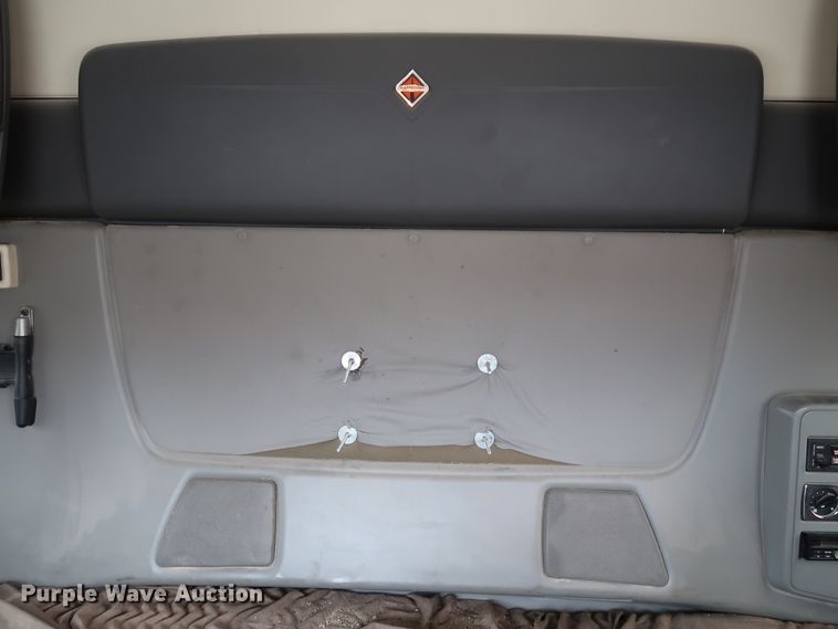 image for item DK3678 2012 International ProStar Plus 122  semi truck