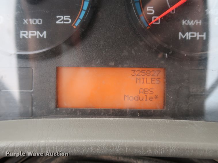 image for item DK3679 2012 International TranStar 8600  semi truck