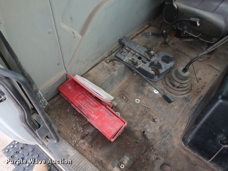 image for item DK3679 2012 International TranStar 8600  semi truck