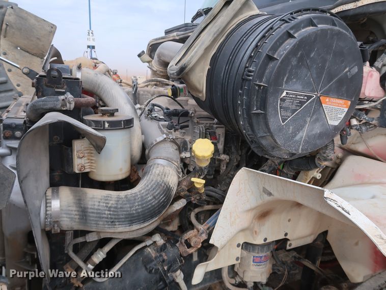 image for item DK3679 2012 International TranStar 8600  semi truck