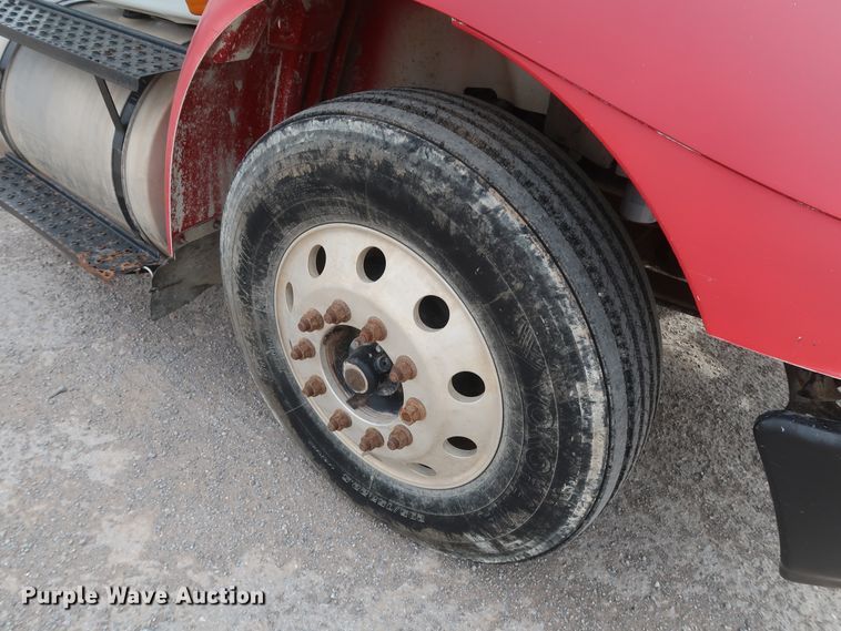 image for item DK3679 2012 International TranStar 8600  semi truck