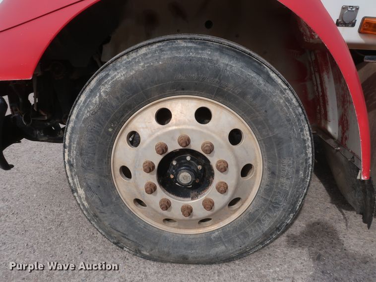 image for item DK3679 2012 International TranStar 8600  semi truck