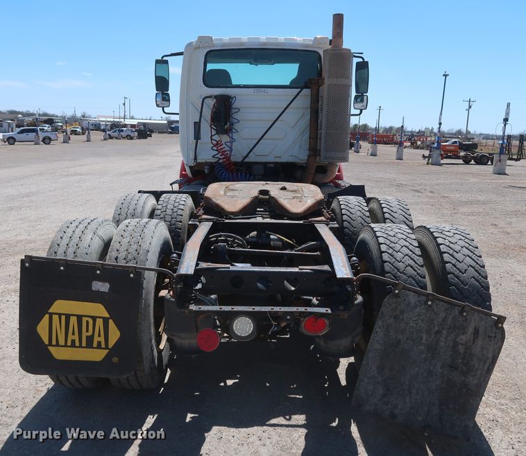 image for item DK3680 2012 International TranStar 8600  semi truck