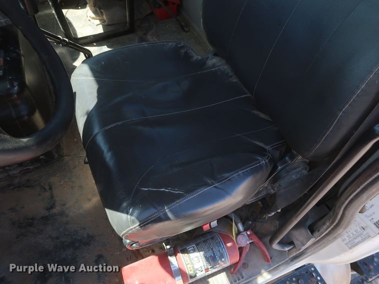 image for item DK3680 2012 International TranStar 8600  semi truck