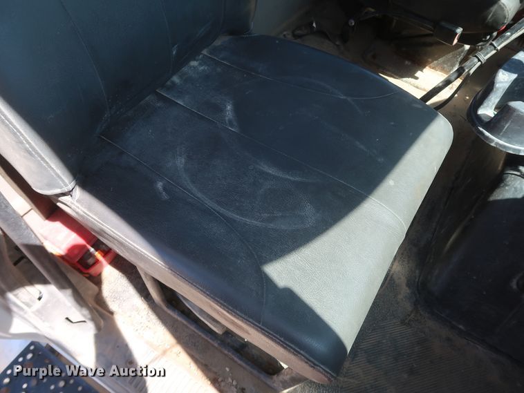 image for item DK3680 2012 International TranStar 8600  semi truck