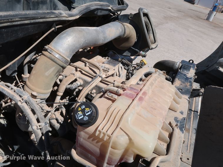 image for item DK3680 2012 International TranStar 8600  semi truck