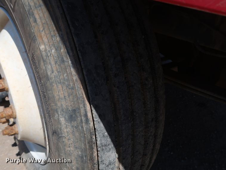 image for item DK3680 2012 International TranStar 8600  semi truck