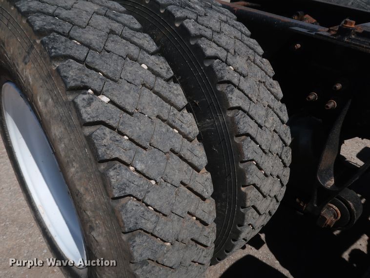 image for item DK3680 2012 International TranStar 8600  semi truck