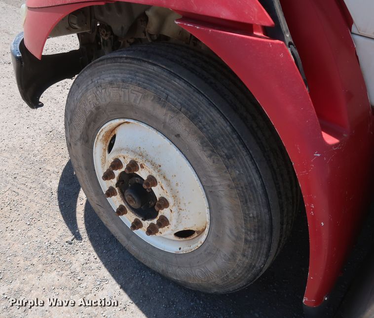 image for item DK3680 2012 International TranStar 8600  semi truck