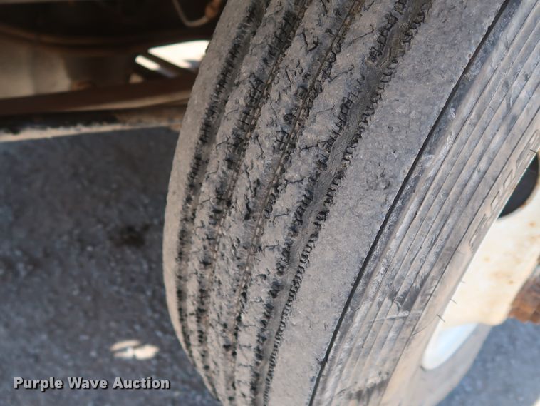 image for item DK3680 2012 International TranStar 8600  semi truck