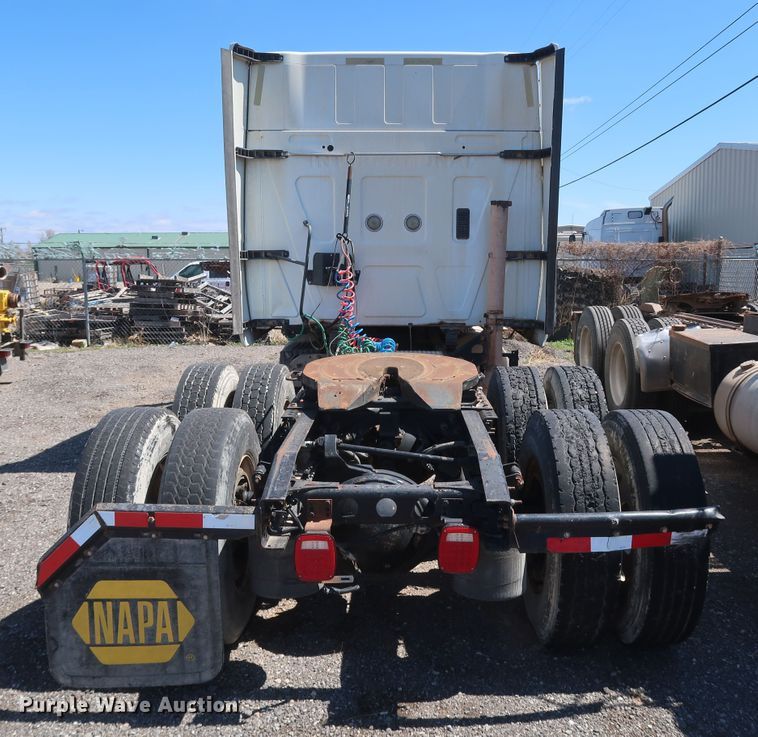 image for item DK3681 2012 International ProStar Plus 122  semi truck