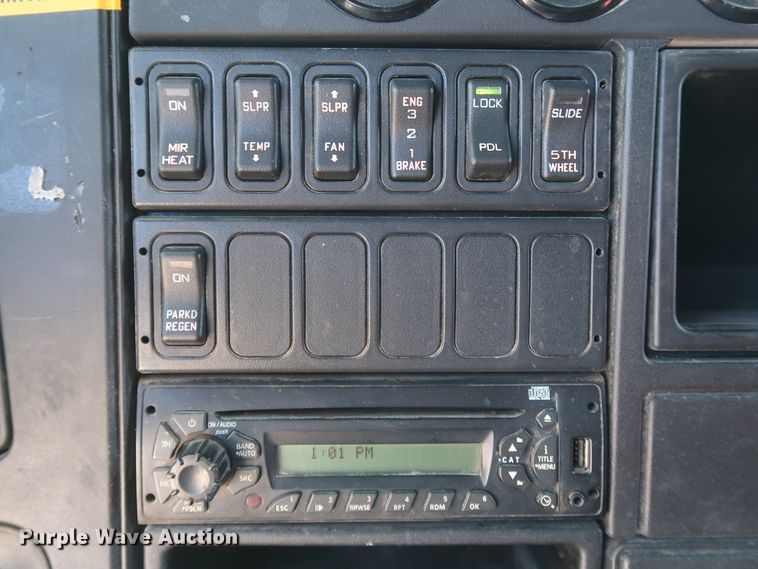 image for item DK3681 2012 International ProStar Plus 122  semi truck