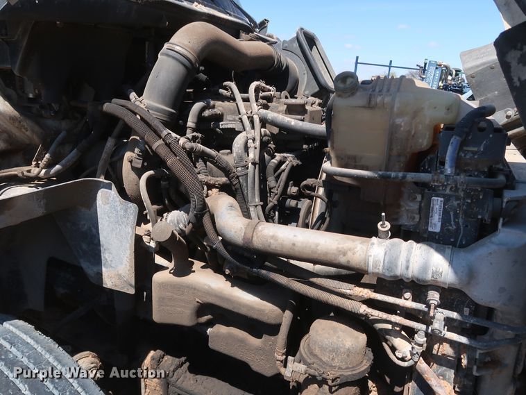 image for item DK3681 2012 International ProStar Plus 122  semi truck