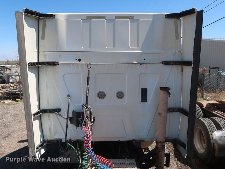 image for item DK3681 2012 International ProStar Plus 122  semi truck