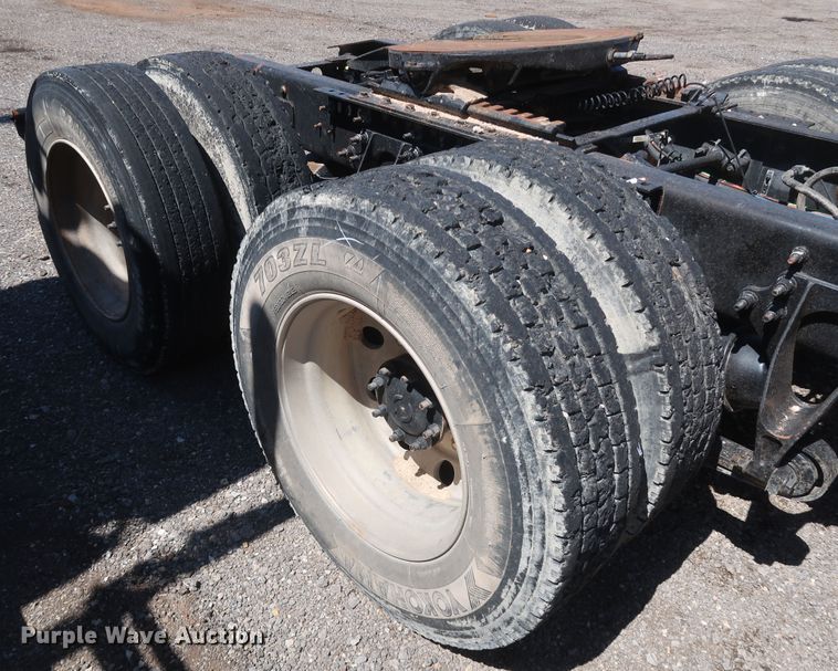 image for item DK3681 2012 International ProStar Plus 122  semi truck