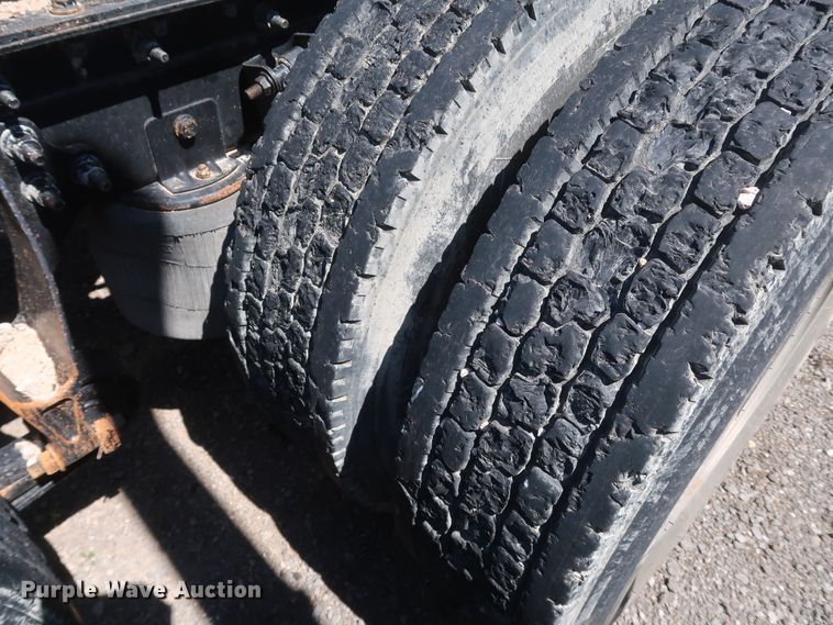 image for item DK3681 2012 International ProStar Plus 122  semi truck