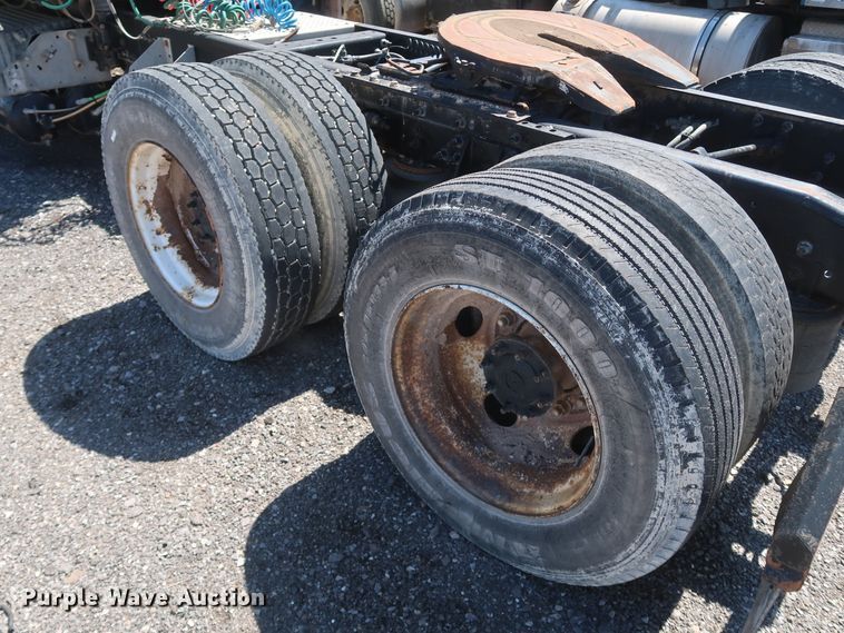 image for item DK3681 2012 International ProStar Plus 122  semi truck