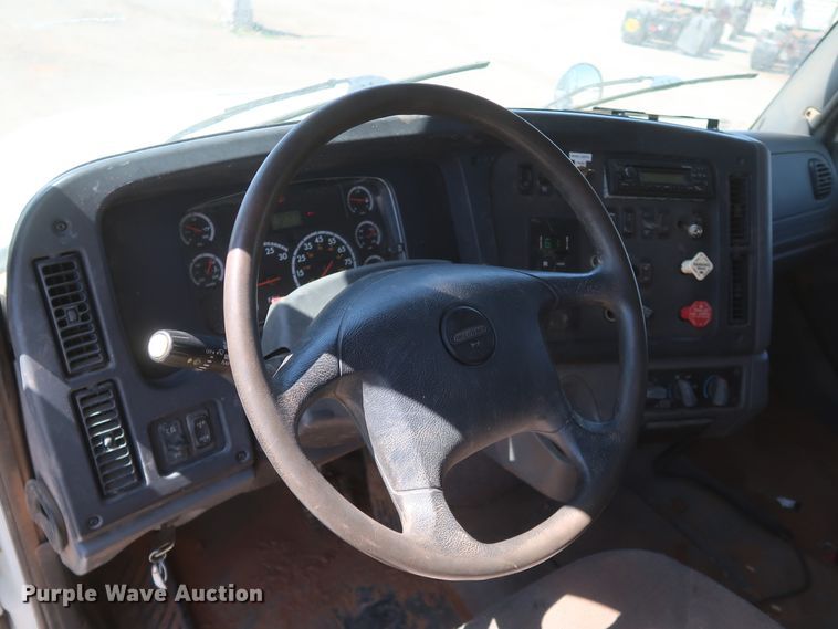 image for item DK3682 2011 Freightliner Business Class M2 112  vacuum truck