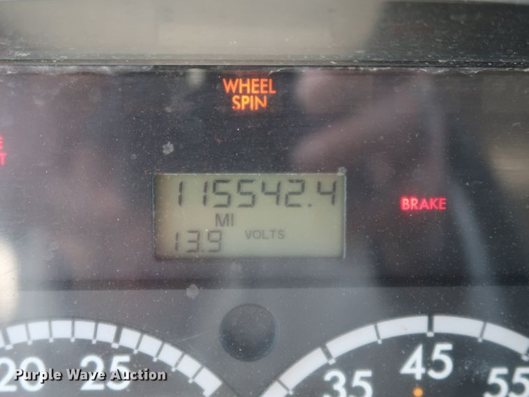 image for item DK3682 2011 Freightliner Business Class M2 112  vacuum truck