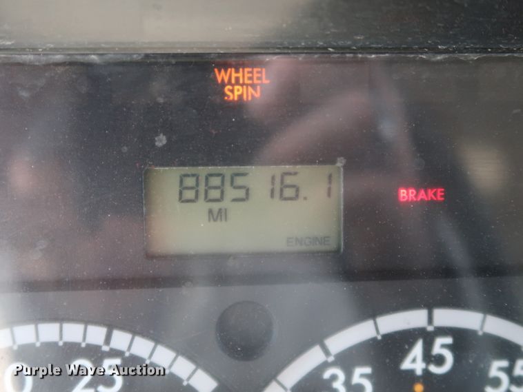 image for item DK3682 2011 Freightliner Business Class M2 112  vacuum truck