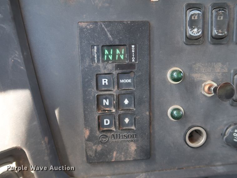 image for item DK3682 2011 Freightliner Business Class M2 112  vacuum truck