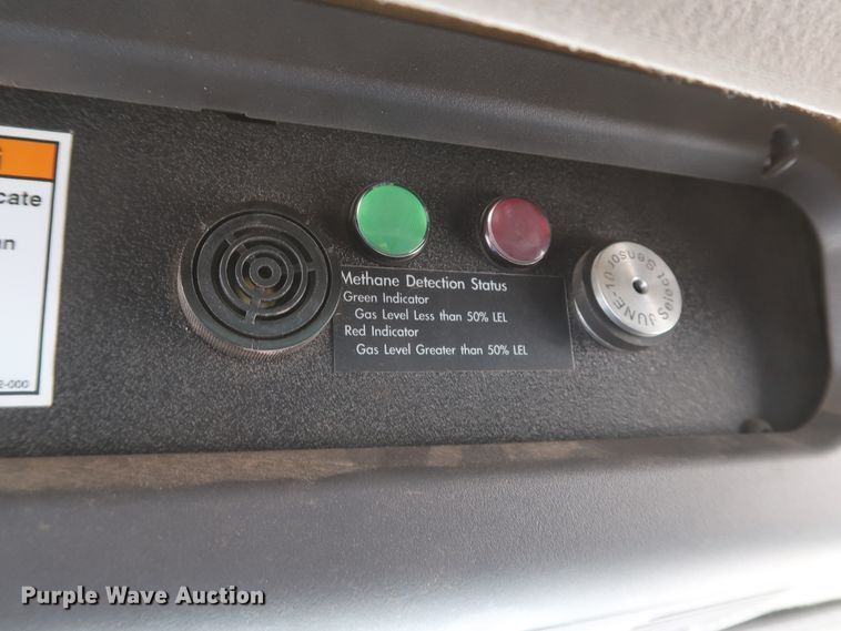 image for item DK3682 2011 Freightliner Business Class M2 112  vacuum truck