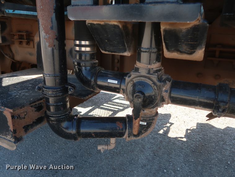 image for item DK3682 2011 Freightliner Business Class M2 112  vacuum truck