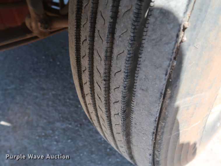 image for item DK3682 2011 Freightliner Business Class M2 112  vacuum truck