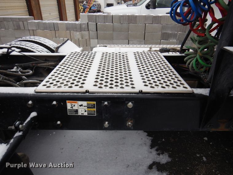 image for item DK4317 2007 Kenworth T800  semi truck