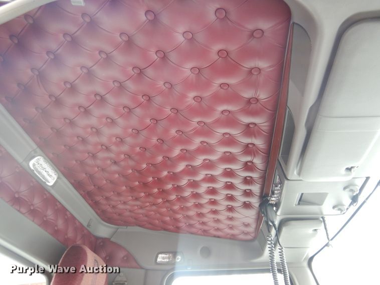 image for item DK4317 2007 Kenworth T800  semi truck