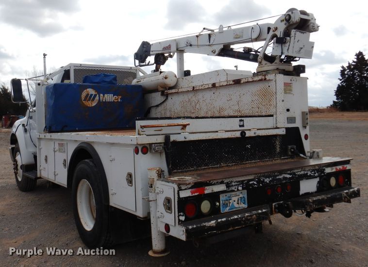 image for item DK4366 2006 Ford F750 Super Duty  utility / service truck