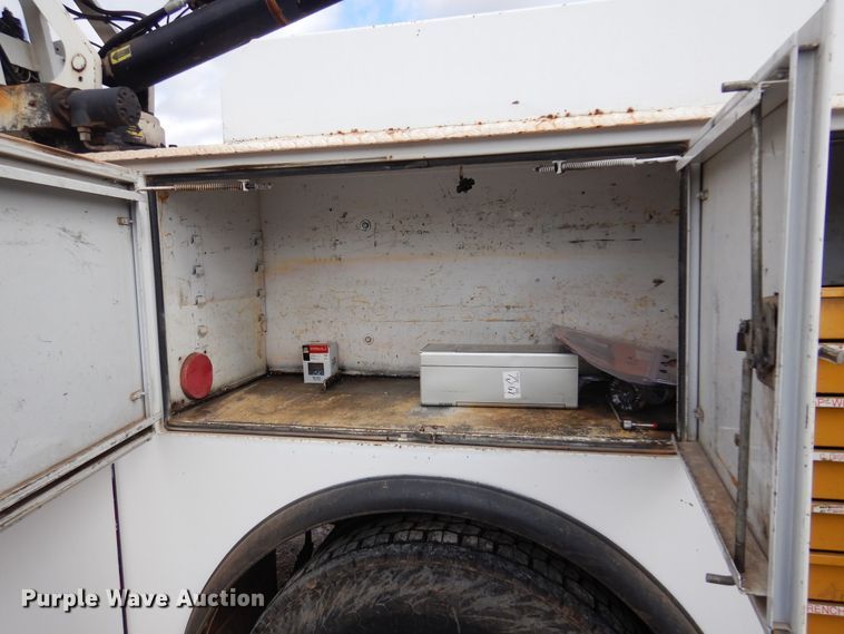 image for item DK4366 2006 Ford F750 Super Duty  utility / service truck