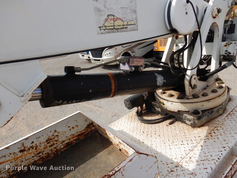 image for item DK4366 2006 Ford F750 Super Duty  utility / service truck